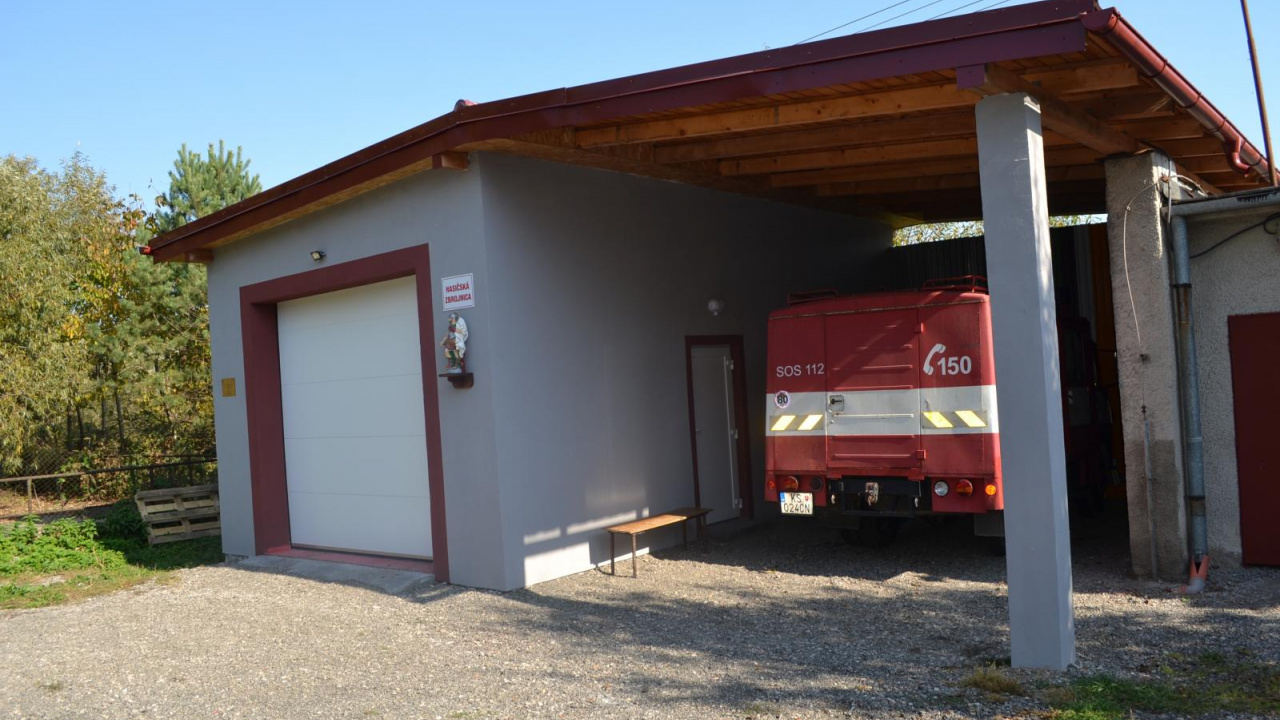 Fotografia fotogalérie Novostavba budovy hasičskej garáže