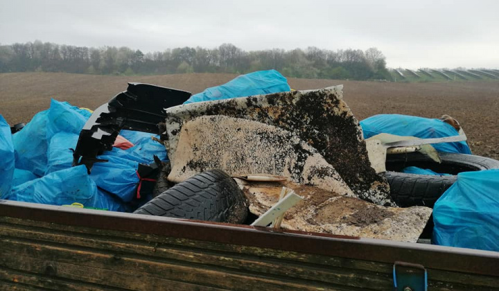 4. fotografia fotogalérie Dobrovoľná brigáda - čistenie lesa